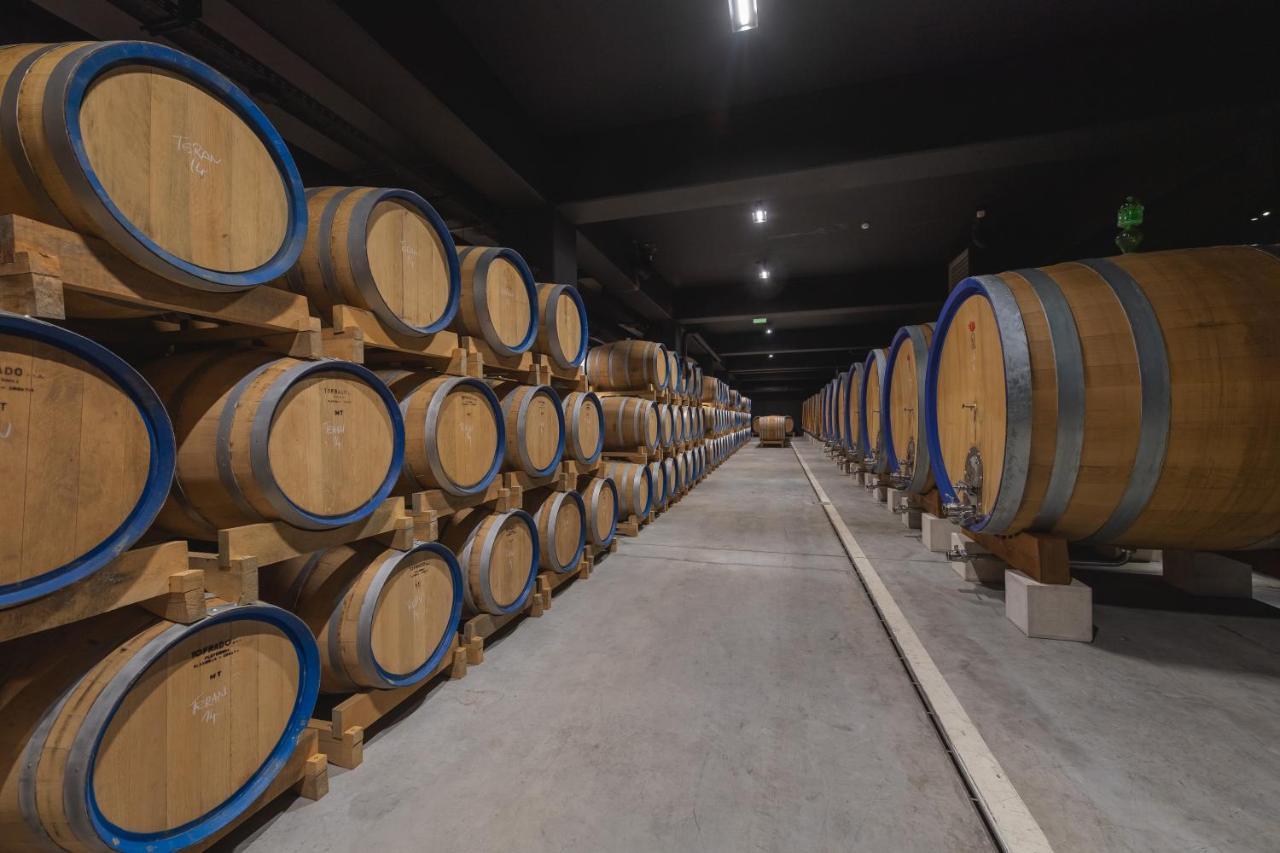 Winery & Design Hotel Roxanich Motovun Εξωτερικό φωτογραφία